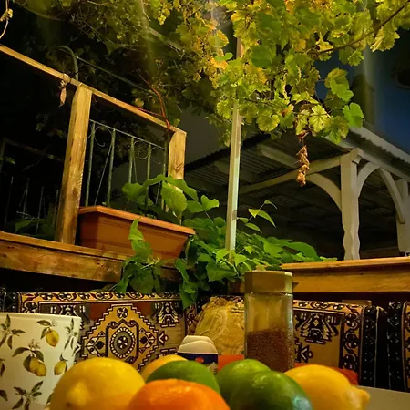 Δωμάτια σε οικογενειακή κατοικία Oaz *